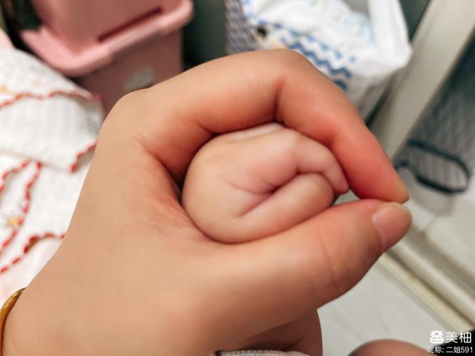 睡一觉轻了4斤正常吗