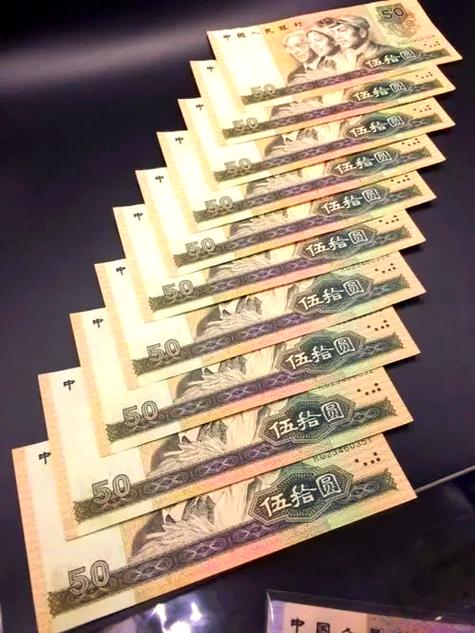 火箭价值多少人民币图标
