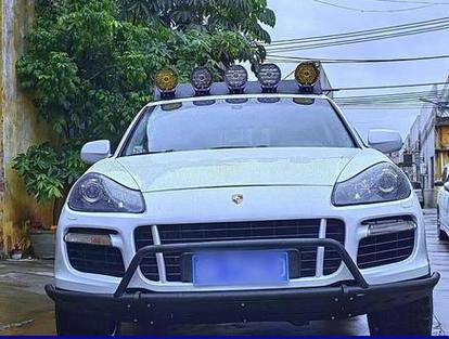 保时捷卡宴行李架安装