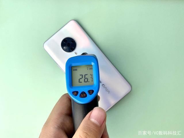 vivo手机温度一般多少度缩略图
