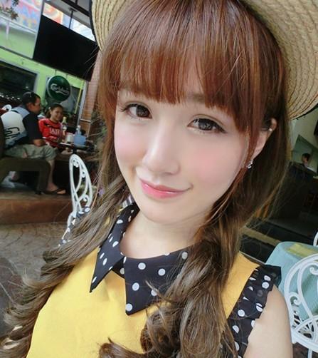 fancy形容女孩什么意思图标