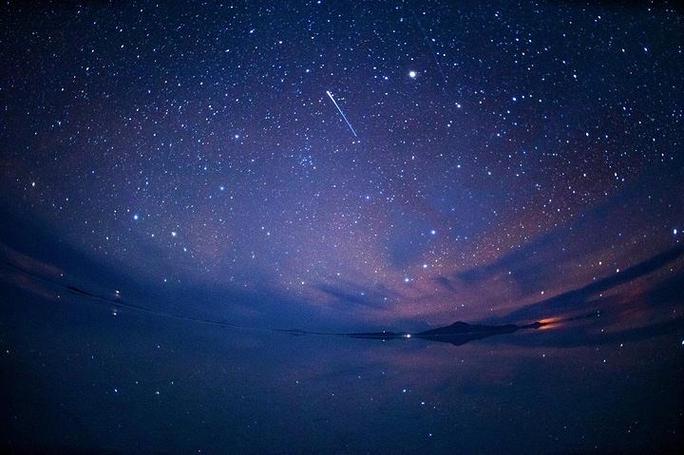 流星每小时行驶多少千米