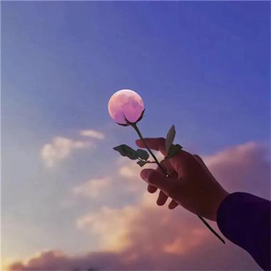 一个人平静淡然的头像