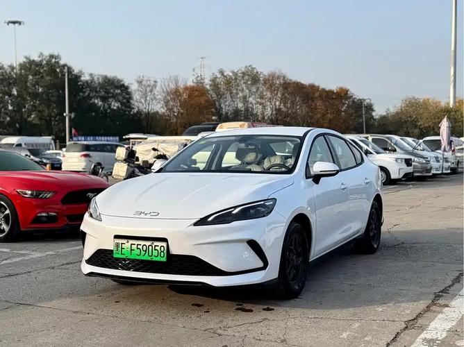 比亚迪海豹5.98万