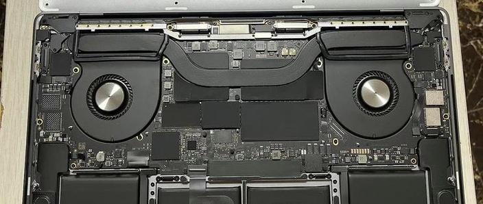 macbookpro拆后盖教程缩略图