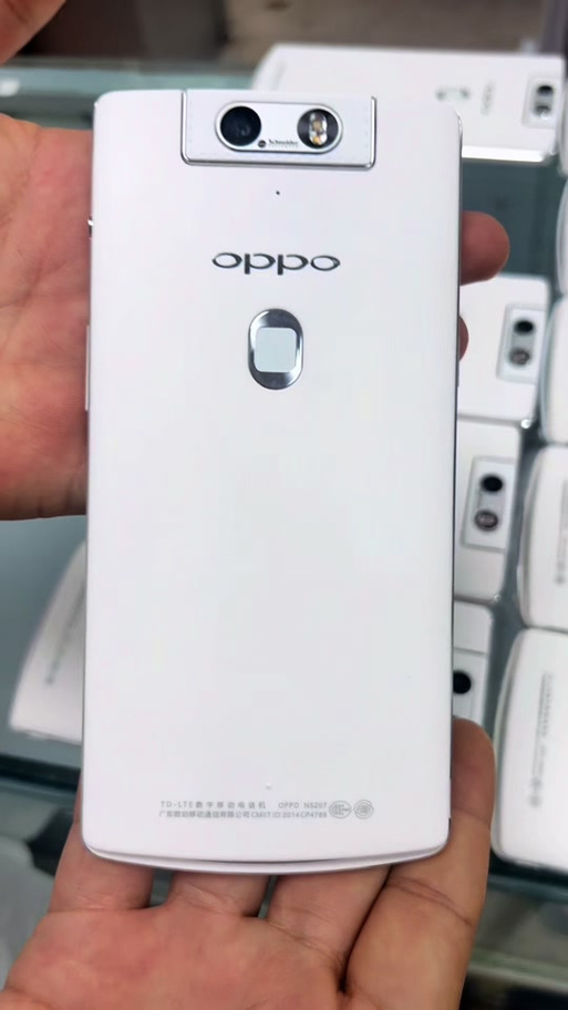 oppo旋转摄像头手机是什么型号