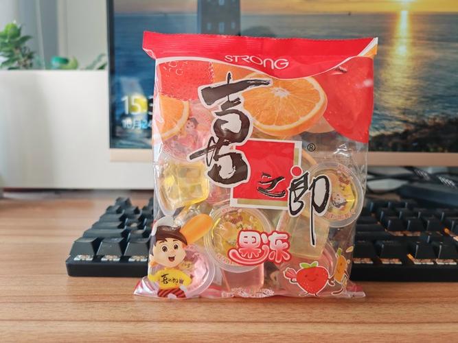 喜之郎果肉果冻广告