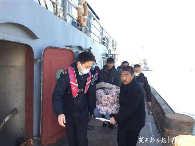 急招55岁至60岁的船员