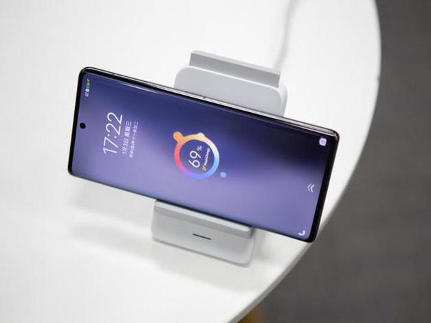 iqoo手机怎么无线充电