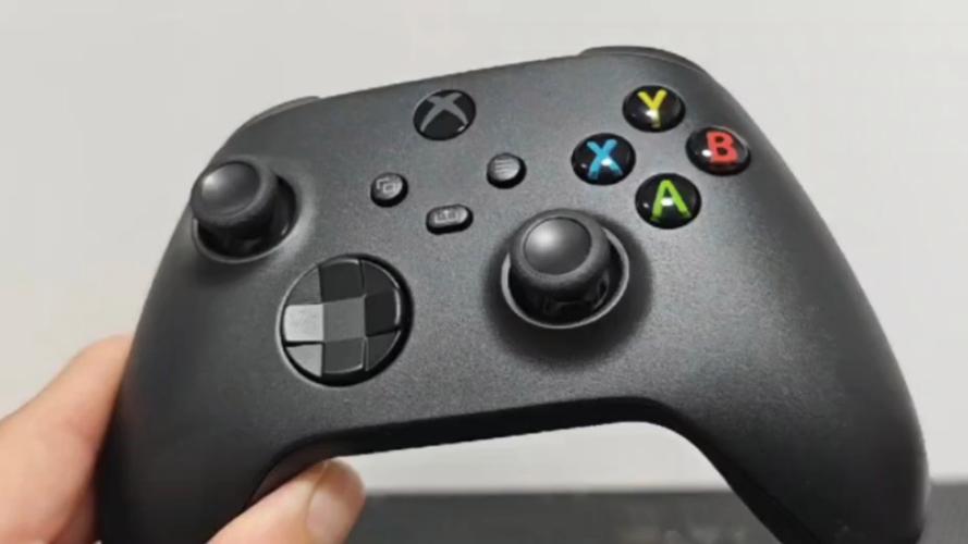 xbox手柄正确握法