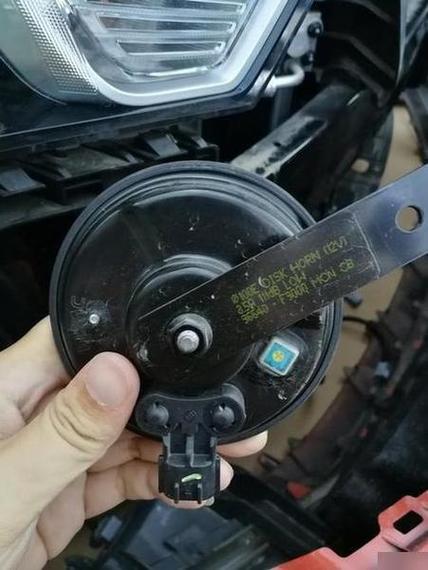 汽车音响变小声了是什么原因