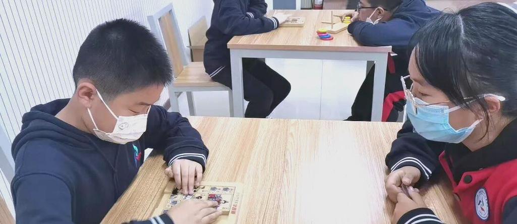 华容道比汉诺塔难