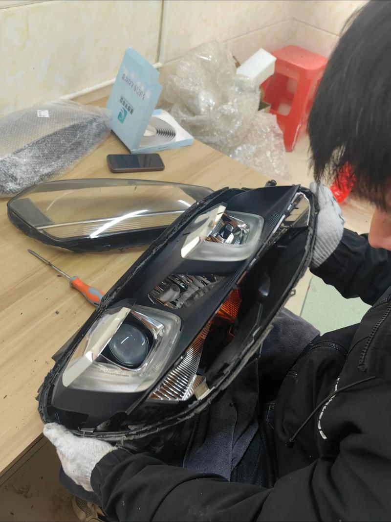 高尔夫7近光灯灯泡更换视频