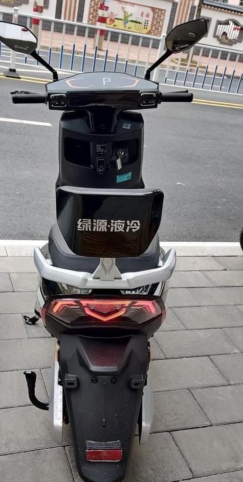 绿源儿童锁使用方法