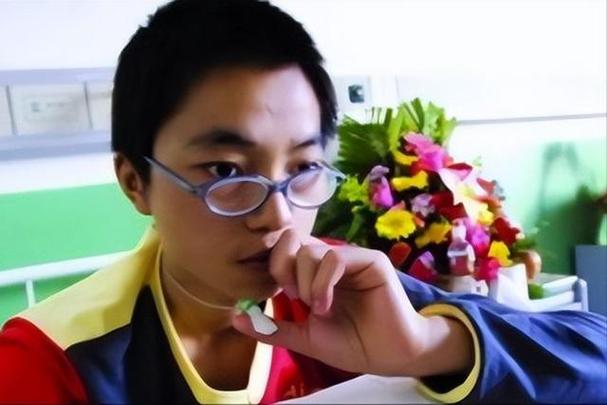 离家出走的滨田少年
