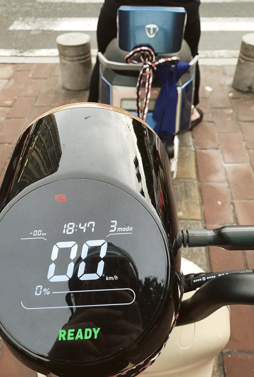 电动车开机主屏显示88