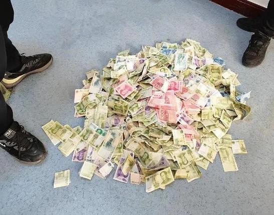 华为手机登录另一个账户能看到什么截图