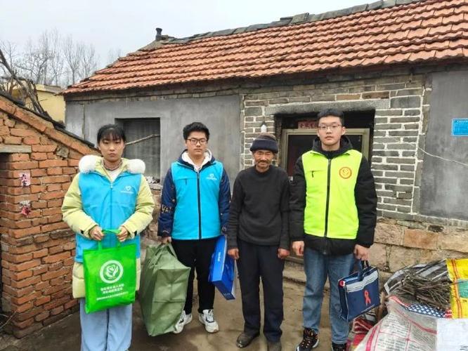 女朋友说她发烧了应该怎么回截图