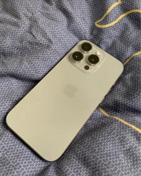 苹果手机照片和普通手机区别