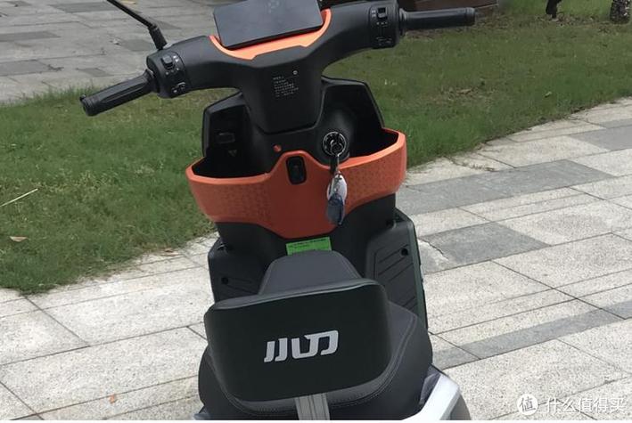 电瓶车自动锁车怎么解除