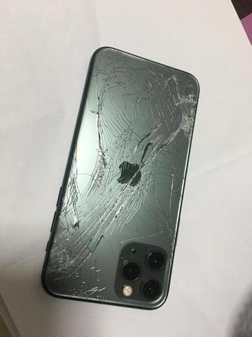 苹果手机外屏碎了面容不能用