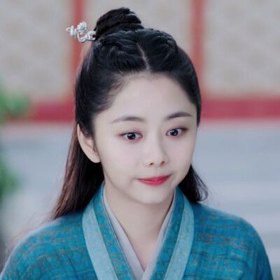 袁今夏高清图片