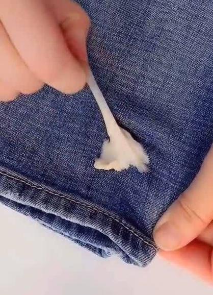 羊毛衫沾上口香糖