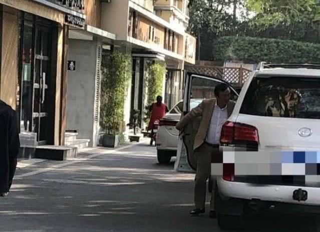 任正非的座驾是什么牌子的车