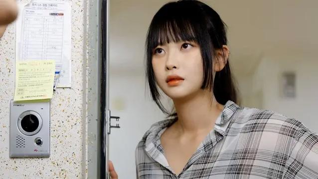 韩国电影《楼上女邻居》主题曲