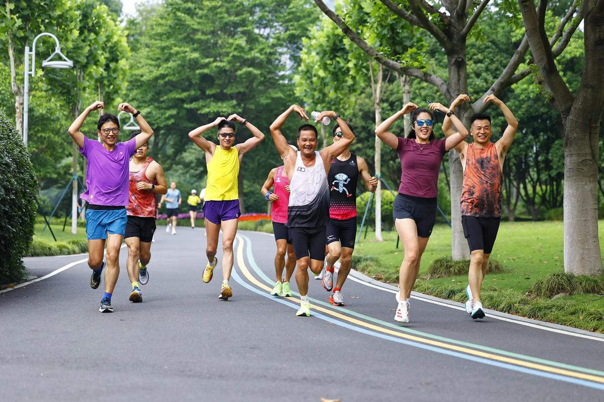 老年人用跑步机健身可以吗