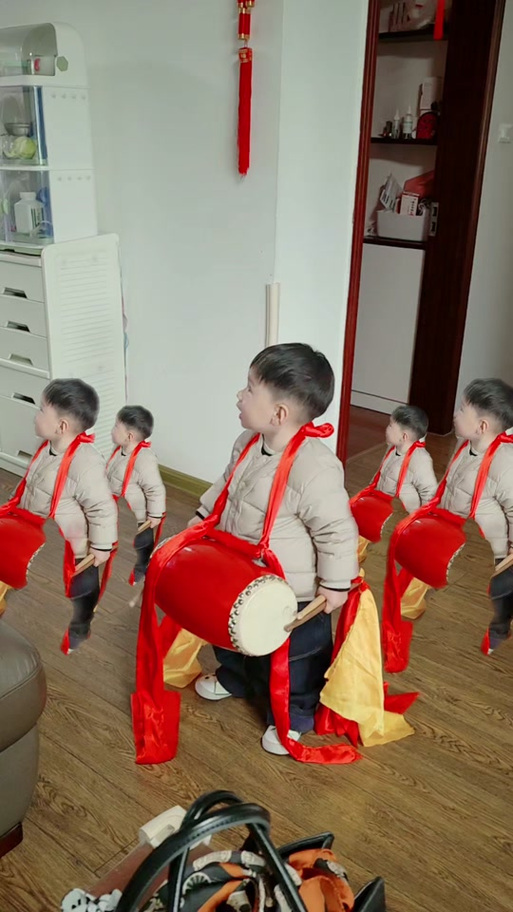 小鸡进行曲广场舞