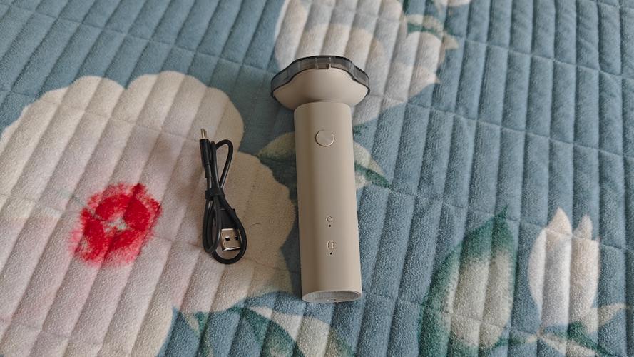小米剃须刀充电状态