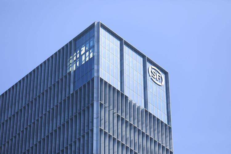 顺丰总部电话95066是24小时吗