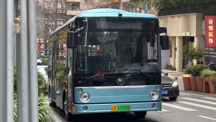 重庆公交ZK6125