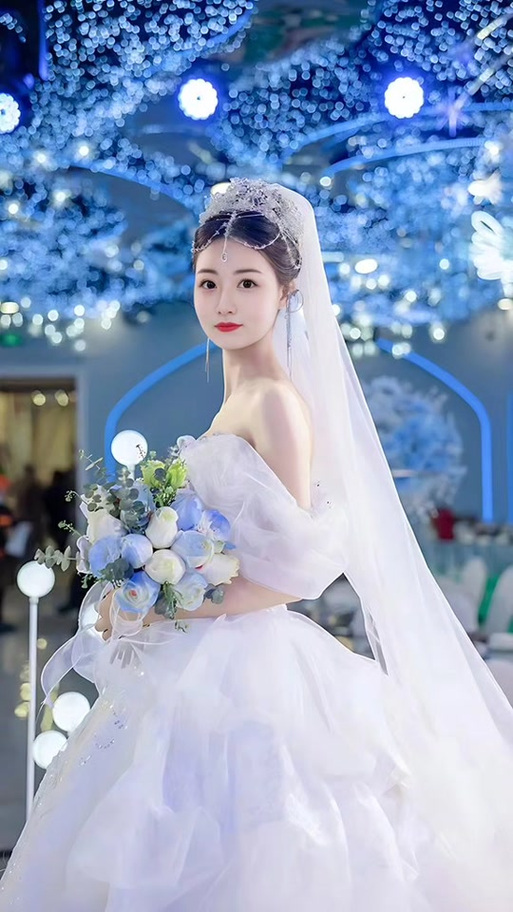老婆每天让我穿婚纱