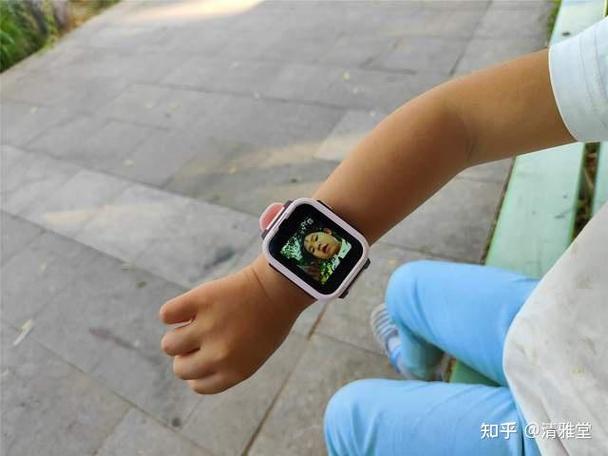 360手表怎么添加微聊人