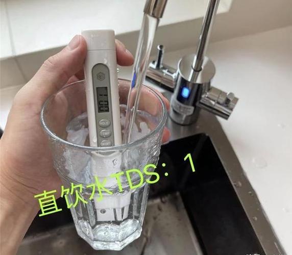净水器滤芯换了灯还闪