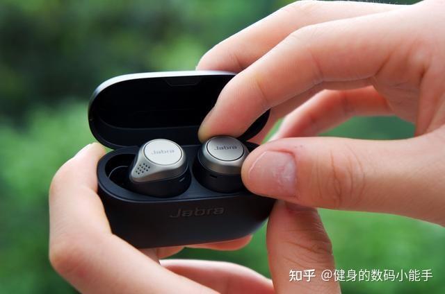 蓝牙耳机有几种类型缩略图