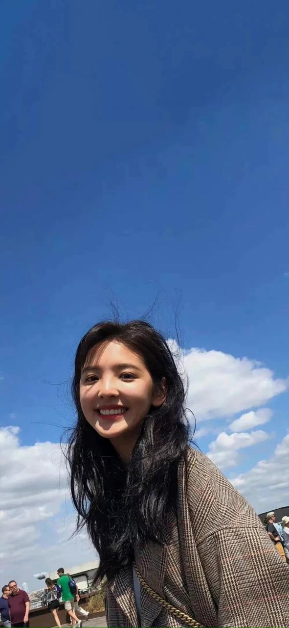 章若楠壁纸高清4k