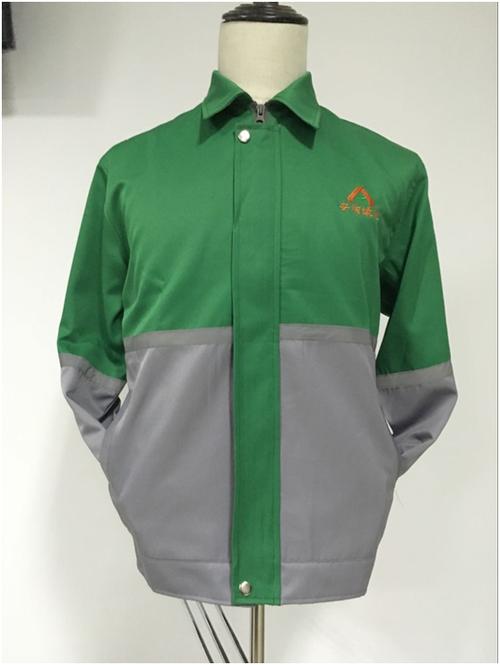 浅绿色的工作服是什么工作截图