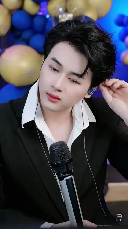 小阿枫 白狐