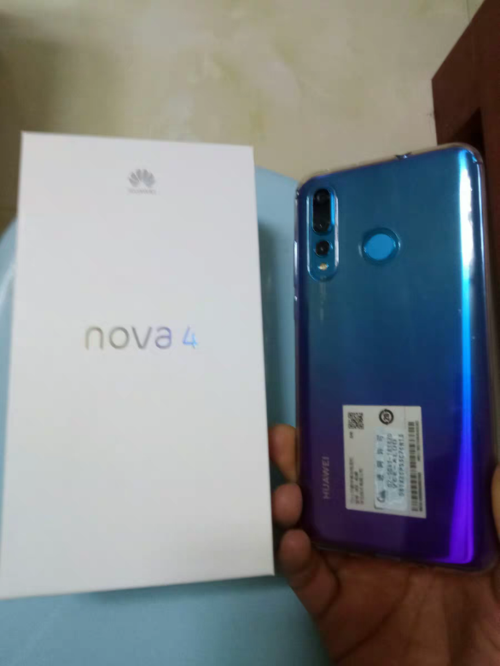 华为nova4属于高端机吗