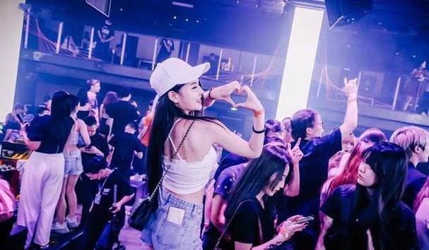 club和酒吧的区别