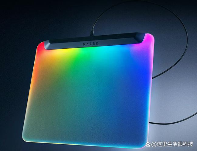雷蛇的灯效和华硕同步