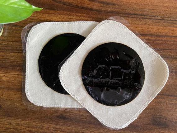 黑膏药弄衣服上咋清除