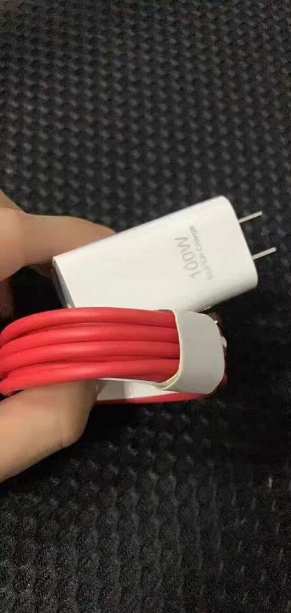 一加手机开不了机充电也没反应