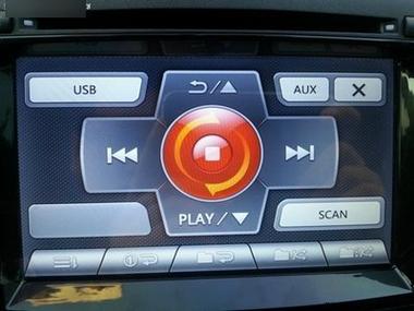 车载导航和音乐声音大小不一样