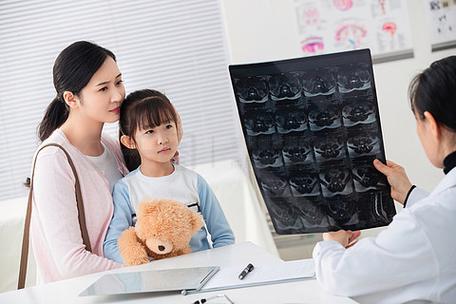 该不该带孩子看心理医生