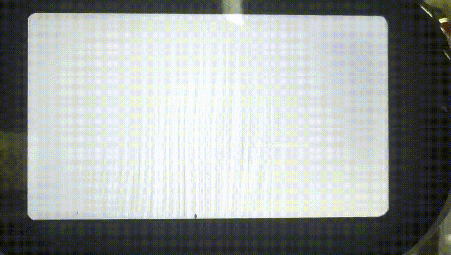手机突然白屏闪烁个不停