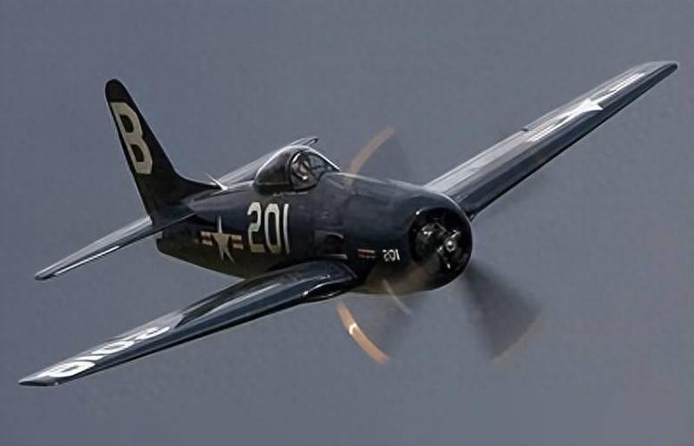 F8F